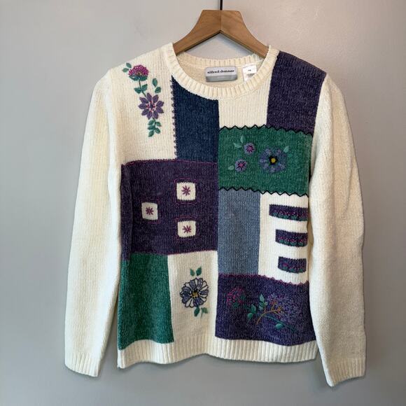 Alfred Dunner Women's Embroidered Patchwork Sweater Top Size Petite Medium - Picture 1 of 6